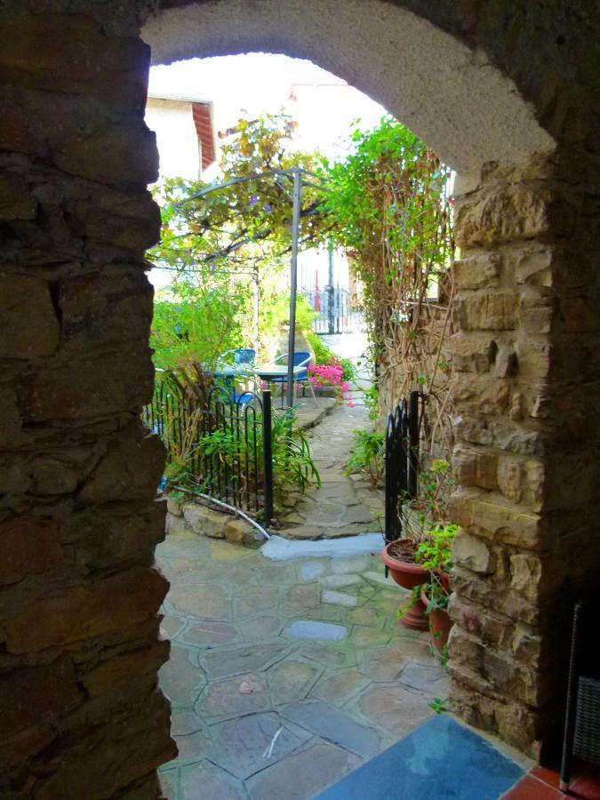 Un Posto Al Sole Vila Diano San Pietro Exterior foto